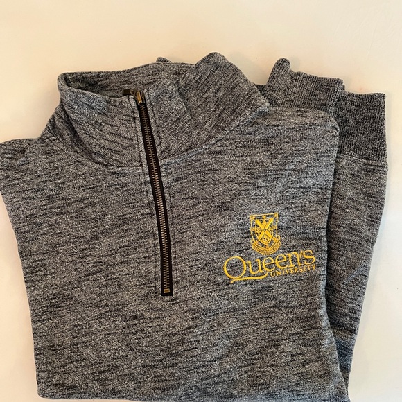 Queen’s University Quarter Zip - Picture 4 of 4
